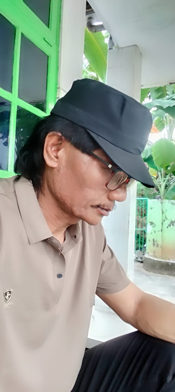 c4055f73-6415-4626-a504-94749692521b